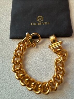 NWOT Julie Vos Gold Chunky Chain Toggle Bracelet